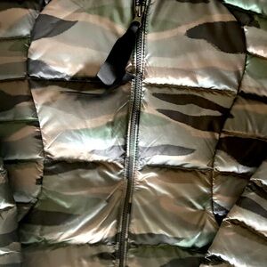 Lululemon Athletica Fluffin Awesome jacket - Size 8